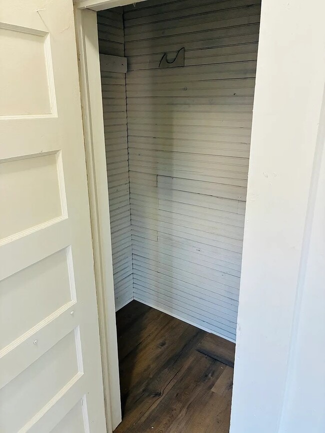 Building Photo - 1405 Tuscaloosa Ave