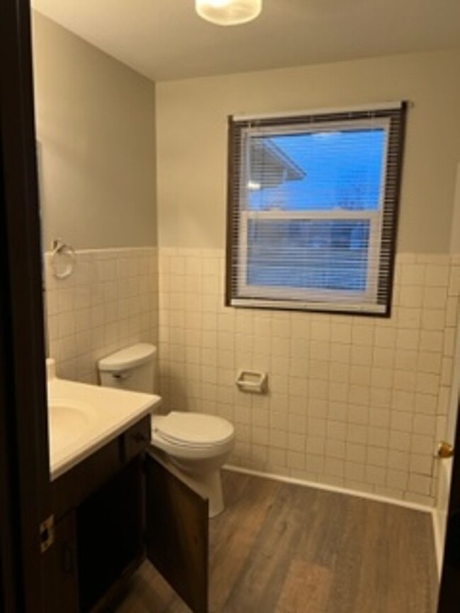 Foto del edificio - 2 BR Duplex Alexandria