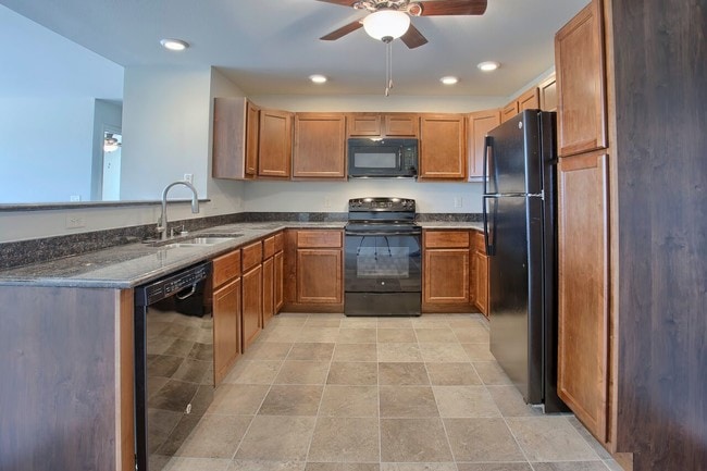 Building Photo - 3214 Palmer Dr
