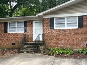Building Photo - 895 Fisher Cir