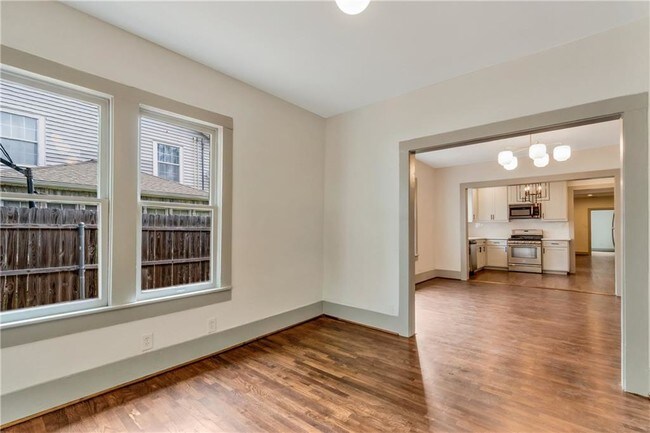 Foto del edificio - 3205 Greene Ave