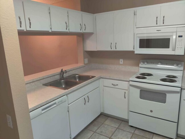 Foto del edificio - 5544 Carrollwood Key Dr