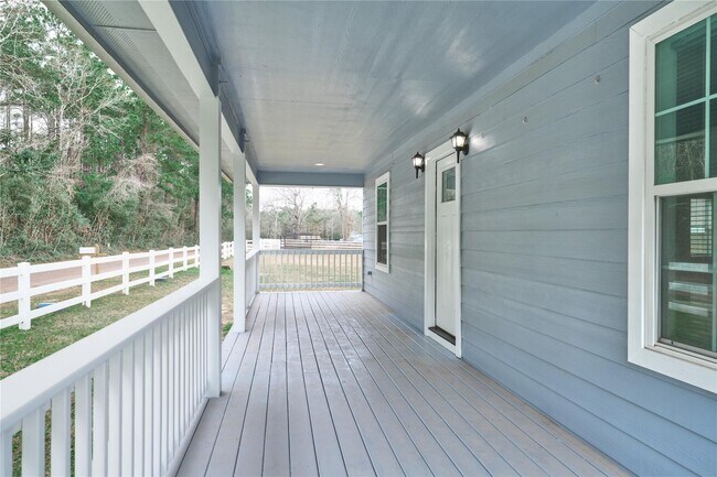 Foto del edificio - 450 Ritchey Rd