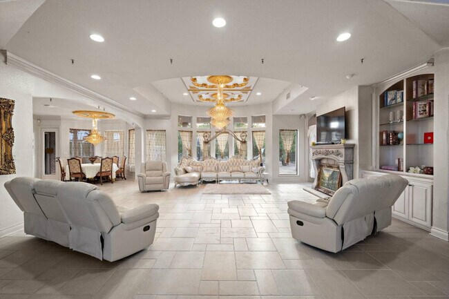 Foto del edificio - 7413 Hughes Rd
