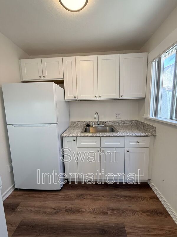 Foto del edificio - 1002 Island Ave