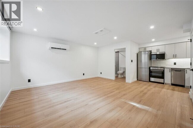 Photo du bâtiment - 66 Union St E