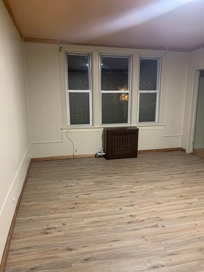 1658 Parker St Unit 3, Bronx, NY 10462 1658 Parker St Bronx, NY