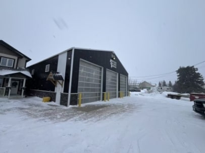 Building Photo - 9282 Old Fort Rd