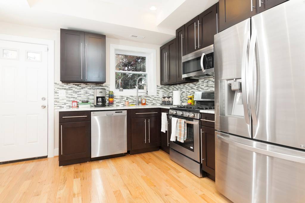Updated Kitchen - 718 13th St SE