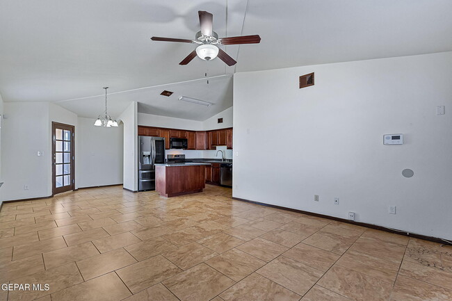 Building Photo - 12948 Hueco Cave Dr