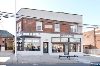 Building Photo - 7 Watsessing Ave