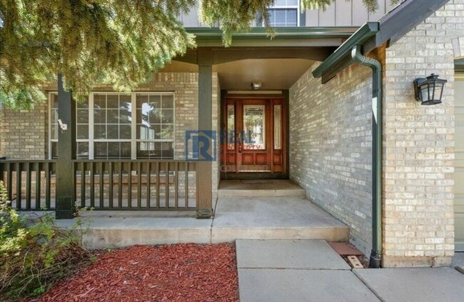 Foto del edificio - 10010 Irving St
