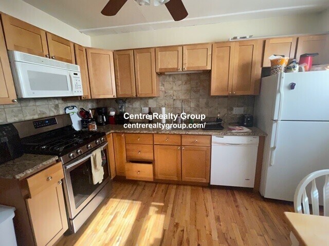 Foto principal - 106 Old Harbor St