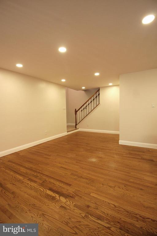 Building Photo - 3946 El Camino Pl