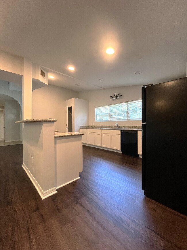 Foto del edificio - 1026 NE 31st Ave