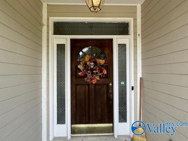 Foto del edificio - 194 Topaz Rd