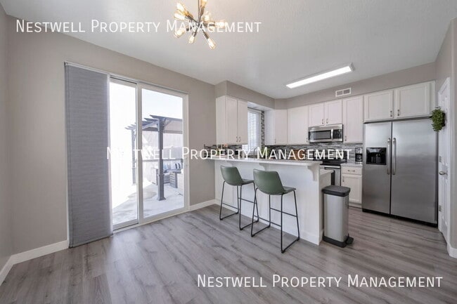 Foto del edificio - 258 Birmingham Ln