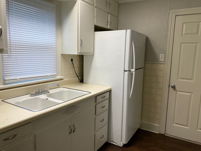 Building Photo - 36 Bryant St