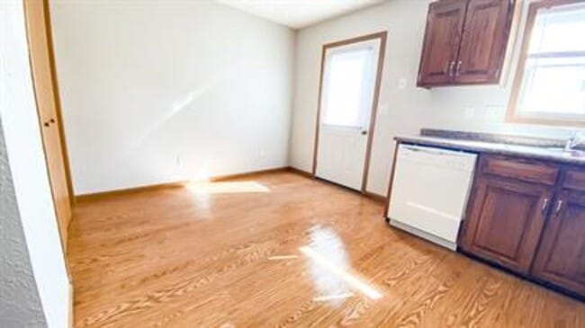 Building Photo - 403 Country Villa Ln