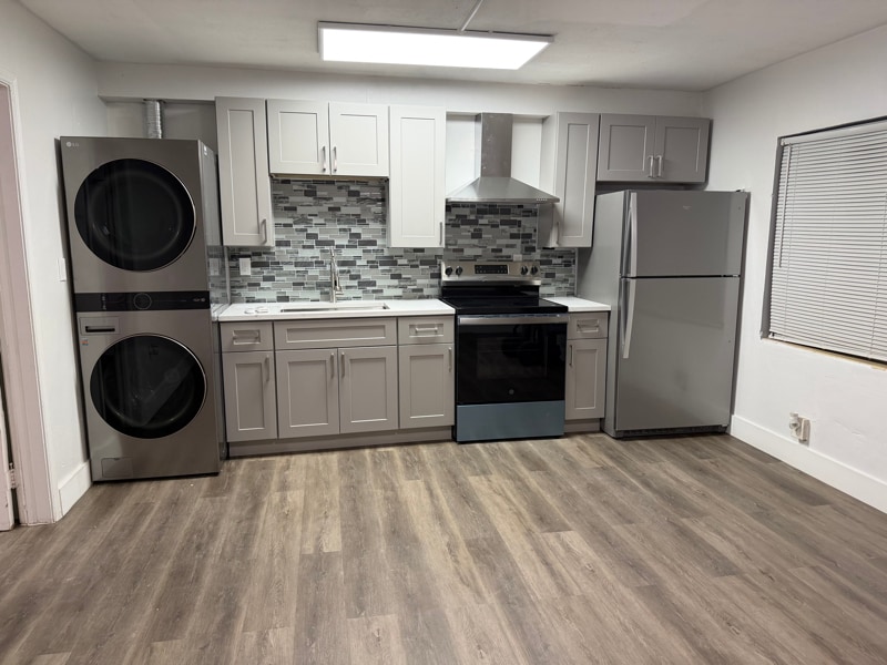 Photo - 77 Blue Heron Blvd (Riviera Beach, FL)