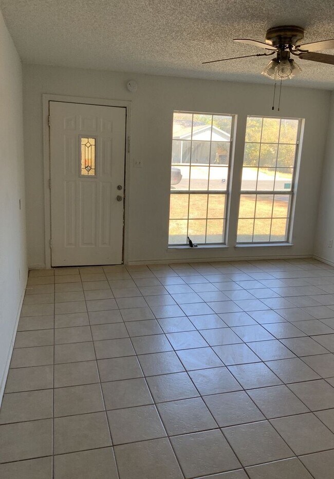 Foto del edificio - 1710-1712 Alamo Ave