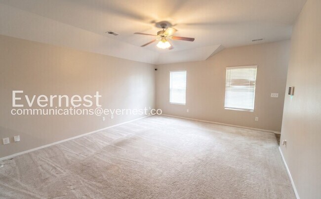 Foto del edificio - 500 Margaret Ln