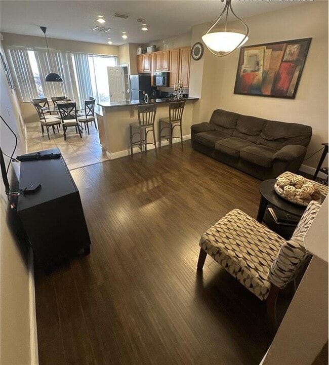 Building Photo - 5480 Paradise Cay Cir