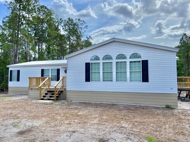 Building Photo - 97 Morgans Treasure Rd