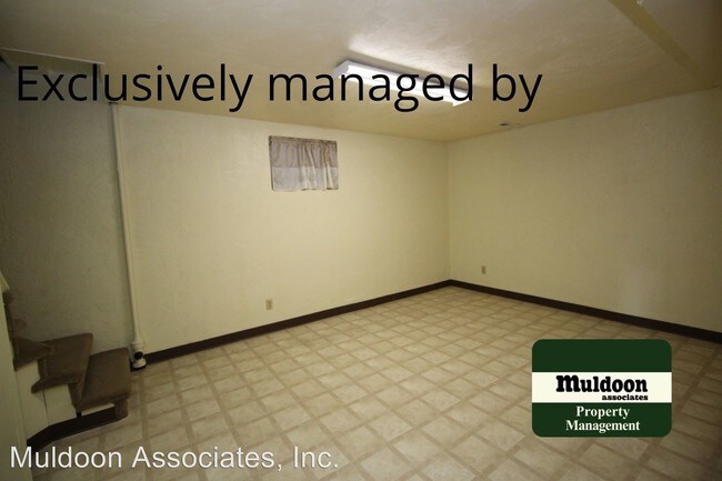 Building Photo - 4 br, 2 bath House - 414 Redwood Dr