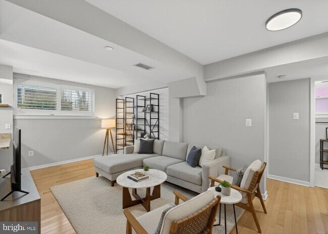 Foto del edificio - 420 16th St SE