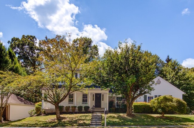 3 Bedroom 2.5 Bath SFH in Fairfax for Rent! - 3 Bedroom 2.5 Bath SFH in Fairfax for Rent! House