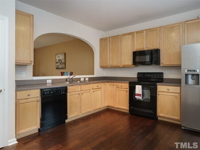 Foto del edificio - 3 Bedroom | 2.5 Bath Townhouse in Morrisville