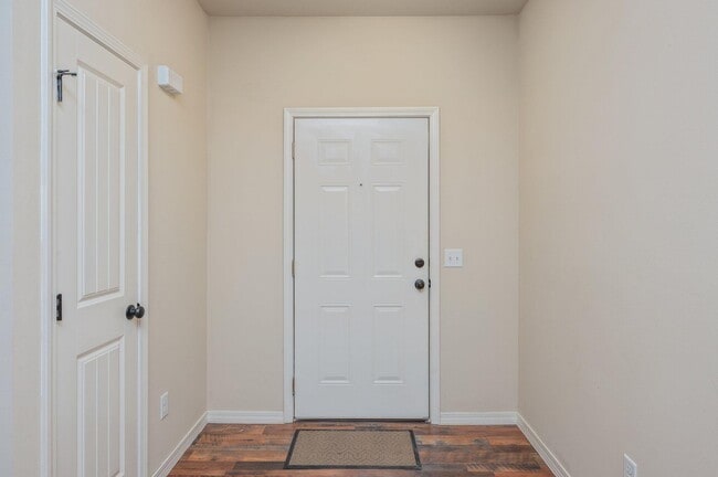 Building Photo - 646 Hunters Ridge Rd
