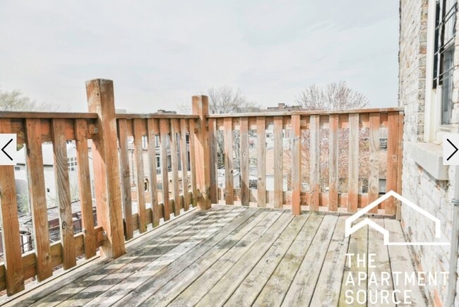 Photo - 2318 N Southport Ave Apartment