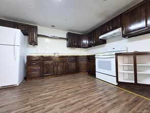 Building Photo - 48 Main St