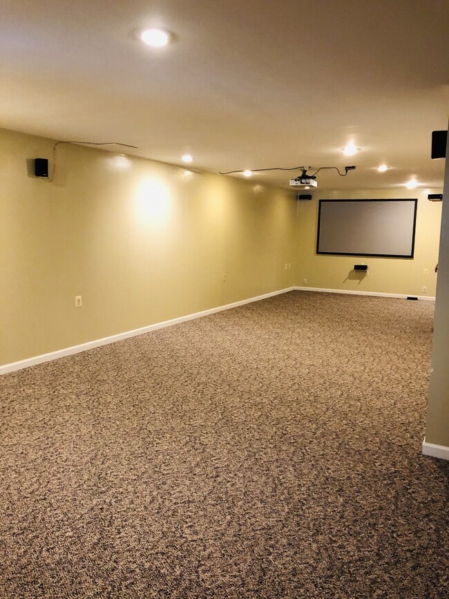 Foto del edificio - 40 Arbor Cir