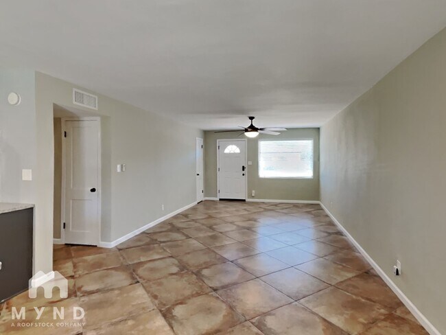 Foto del edificio - 5302 E Peach St