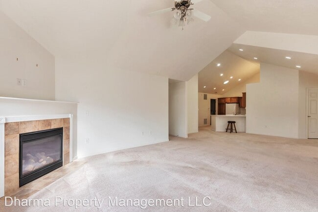 Building Photo - 2 br, 2 bath House - 462 W 300 S # B