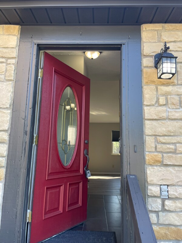 Building Photo - 1208 Snohomish Ave