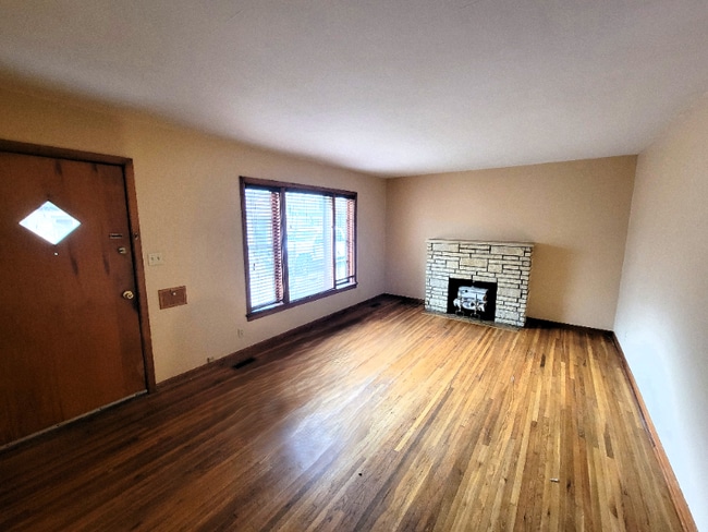 Foto del edificio - 1112 N Woodrow Ave