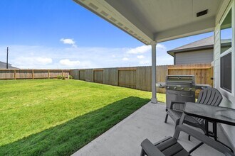 Building Photo - 18006 Lasso Mls Dr