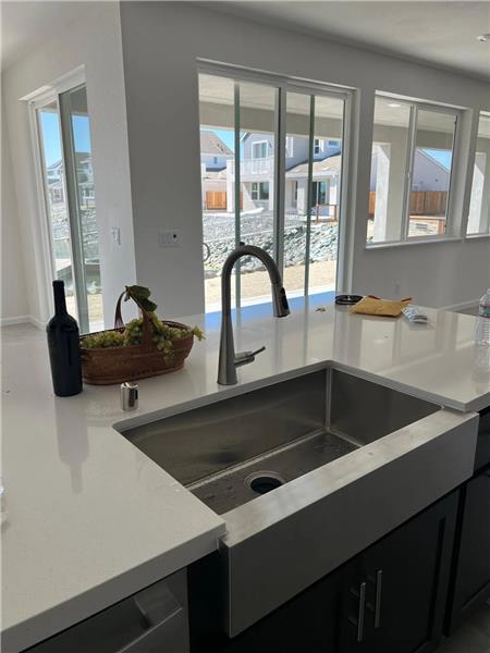 Foto del edificio - 206 Waterside Pl