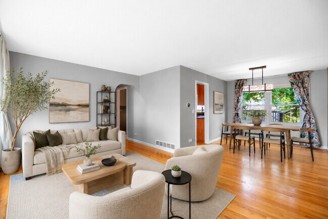 Foto del edificio - 2122 Kensington Dr