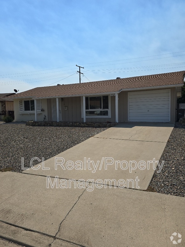 Building Photo - 27147 El Rancho Dr