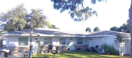 Building Photo - 11461 Char Ann Dr
