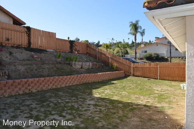 Foto del edificio - 4 br, 2 bath House - 5904 Snaffle Bit Place