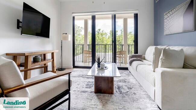 Foto del edificio - 7301 Lake Bank Lp