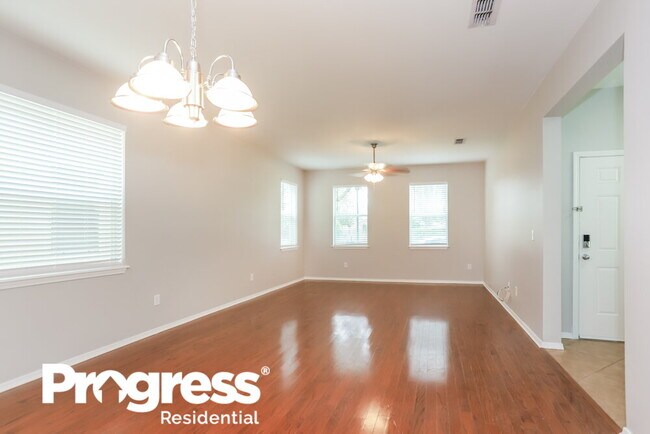 Building Photo - 9032 Aspen Hollow Pl