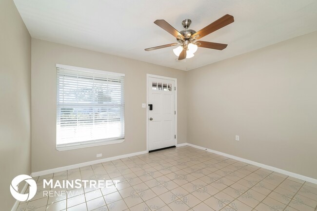 Building Photo - 4243 Cynthia St