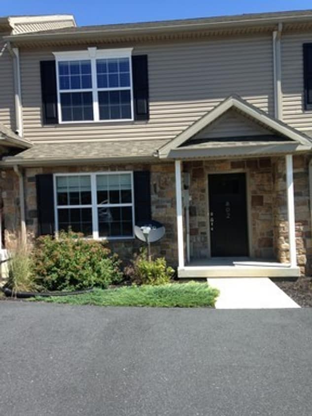 Primary Photo - 794 Gregs Dr